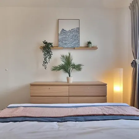 The Lume Flat - Self Check-in 2br Family In 8 Near Tram * Praga