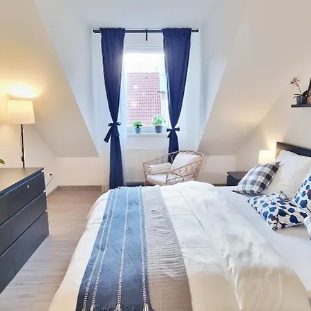The Lume Flat - Self Check-in 2br Family In 8 Near Tram * Praga
