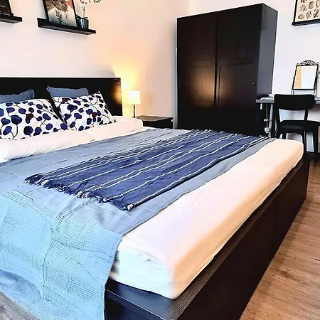 The Lume Flat - Self Check-in 2br Family In 8 Near Tram Apartament Praga
